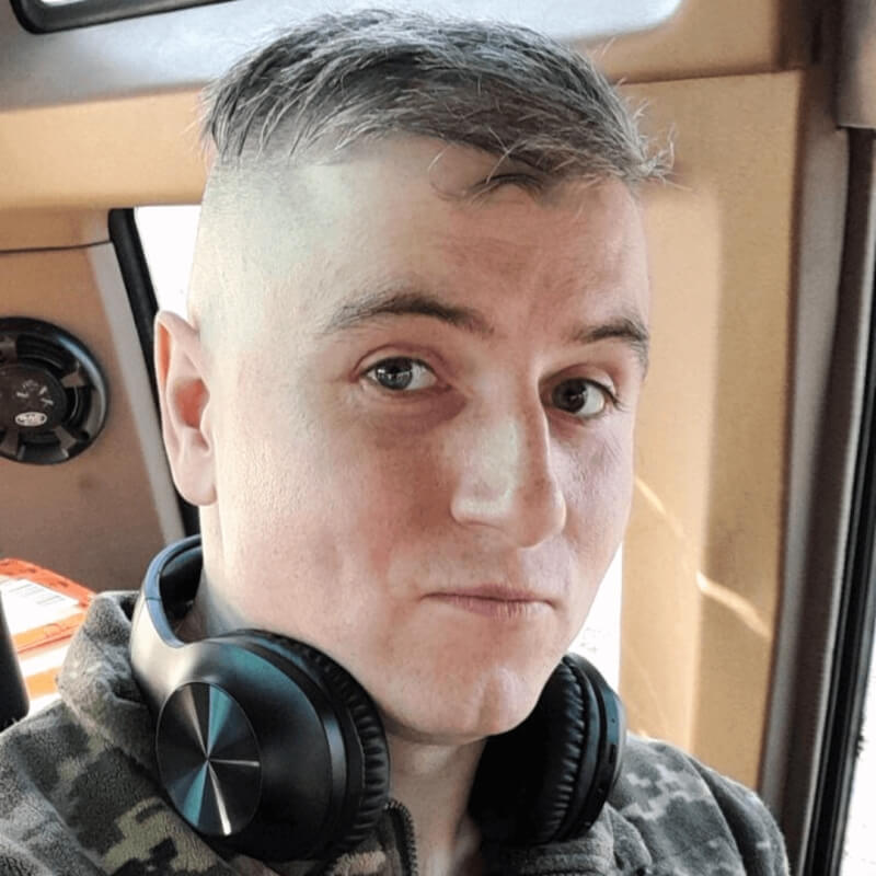 Олекса Мельник